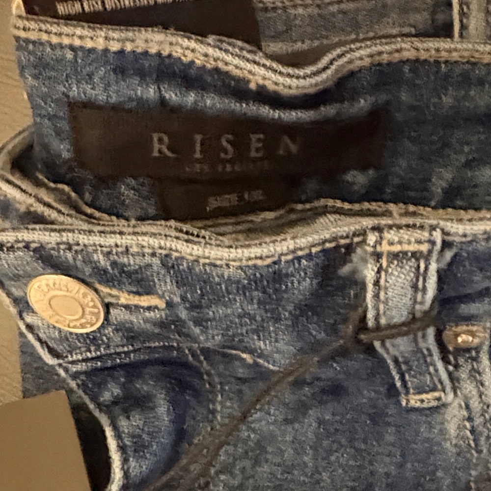 Risen Women's Frayed Hem Denim Shorts - Dark Blue - Picture 4 of 4